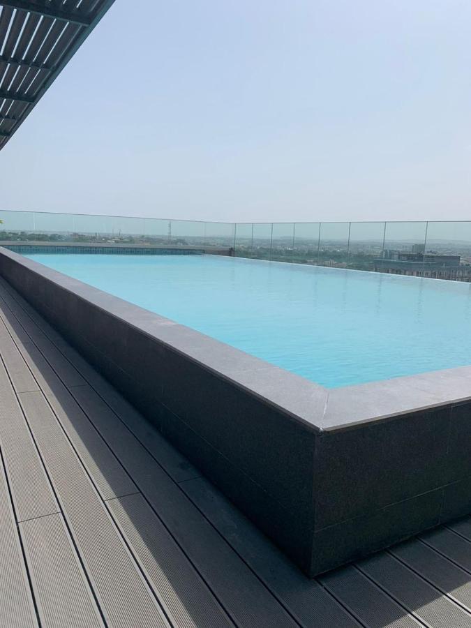 Rt Properties @ The Lennox Airport Residential Akkra Exterior foto